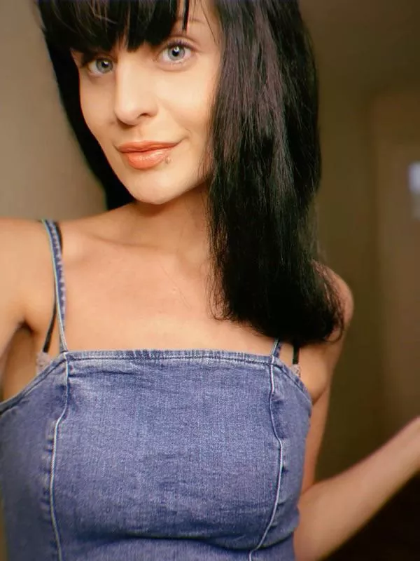 Just a random selfie posted by LanaPeaches__