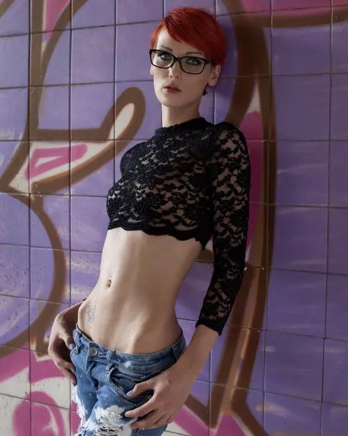 Lace crop top and low rise jeans by lowrise_style