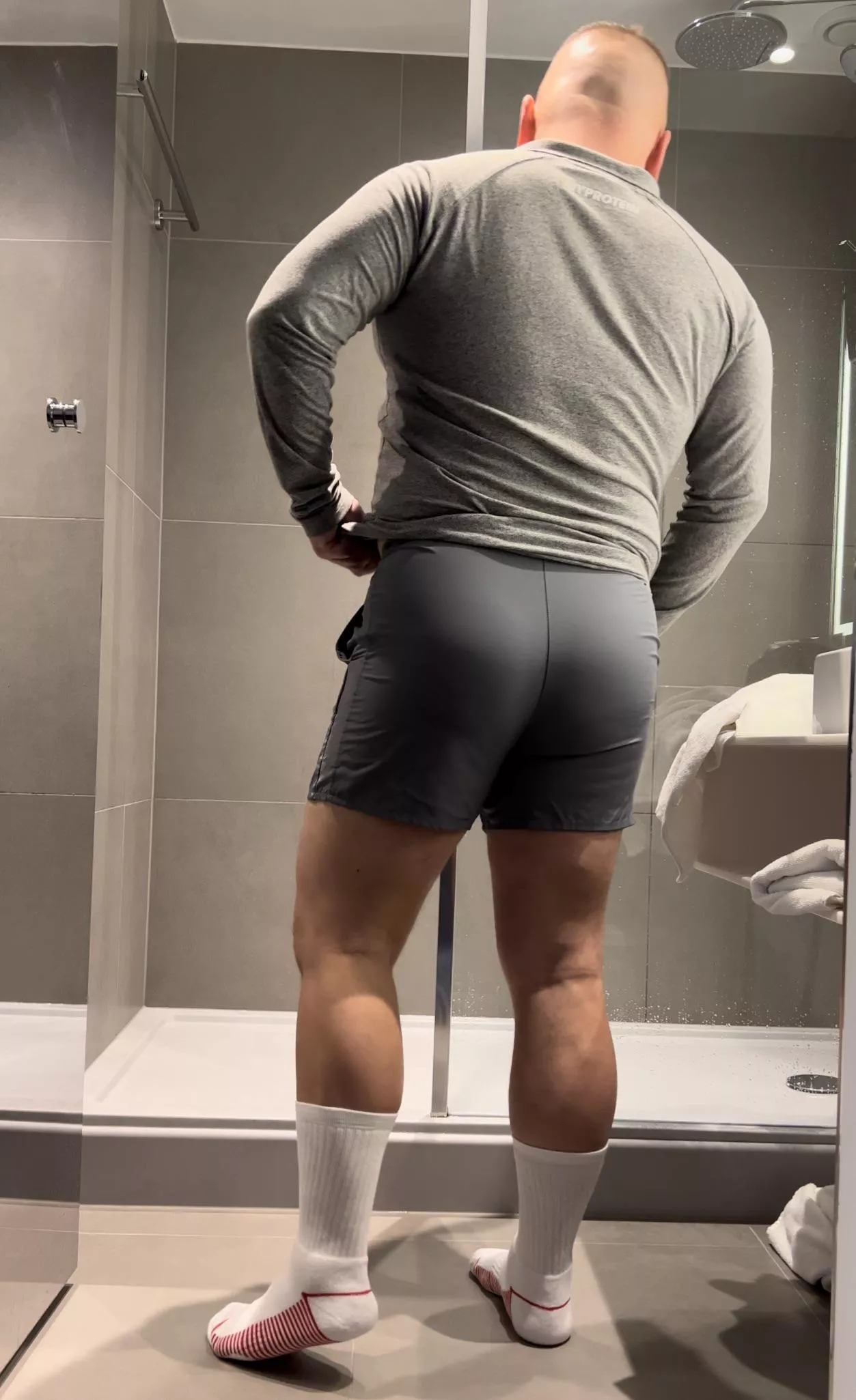 My upper thighs need a good massage. Anyone expert? posted by TopBossUK