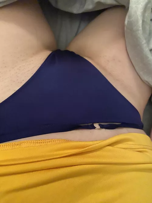 Need another cuddle buddy tonight ! by BelleG1987