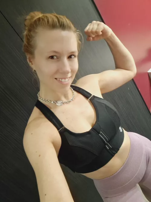 [Oc] gains gains gains by michelle_moist