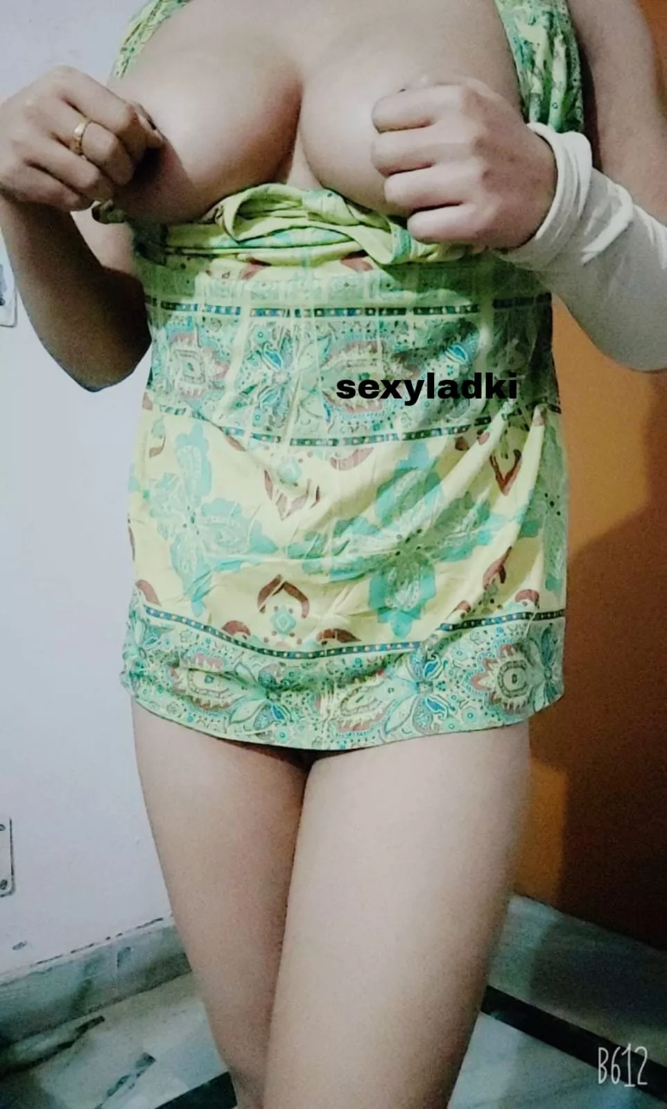 Pinch my nipples [f] posted by sexyladki