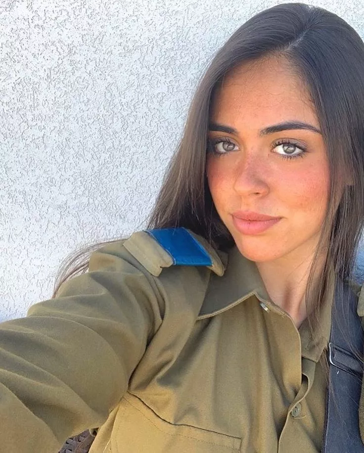 Shira Harif posted by Breathlessbeauty