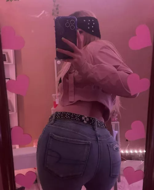 Tonight's fit 🤭🤍 by BigBIunts