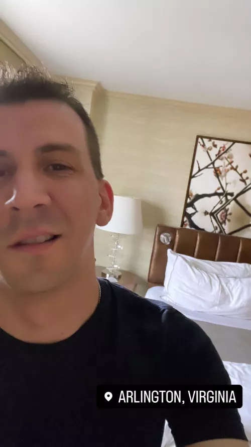 Travel buddies / New friends? by atomic_cricket