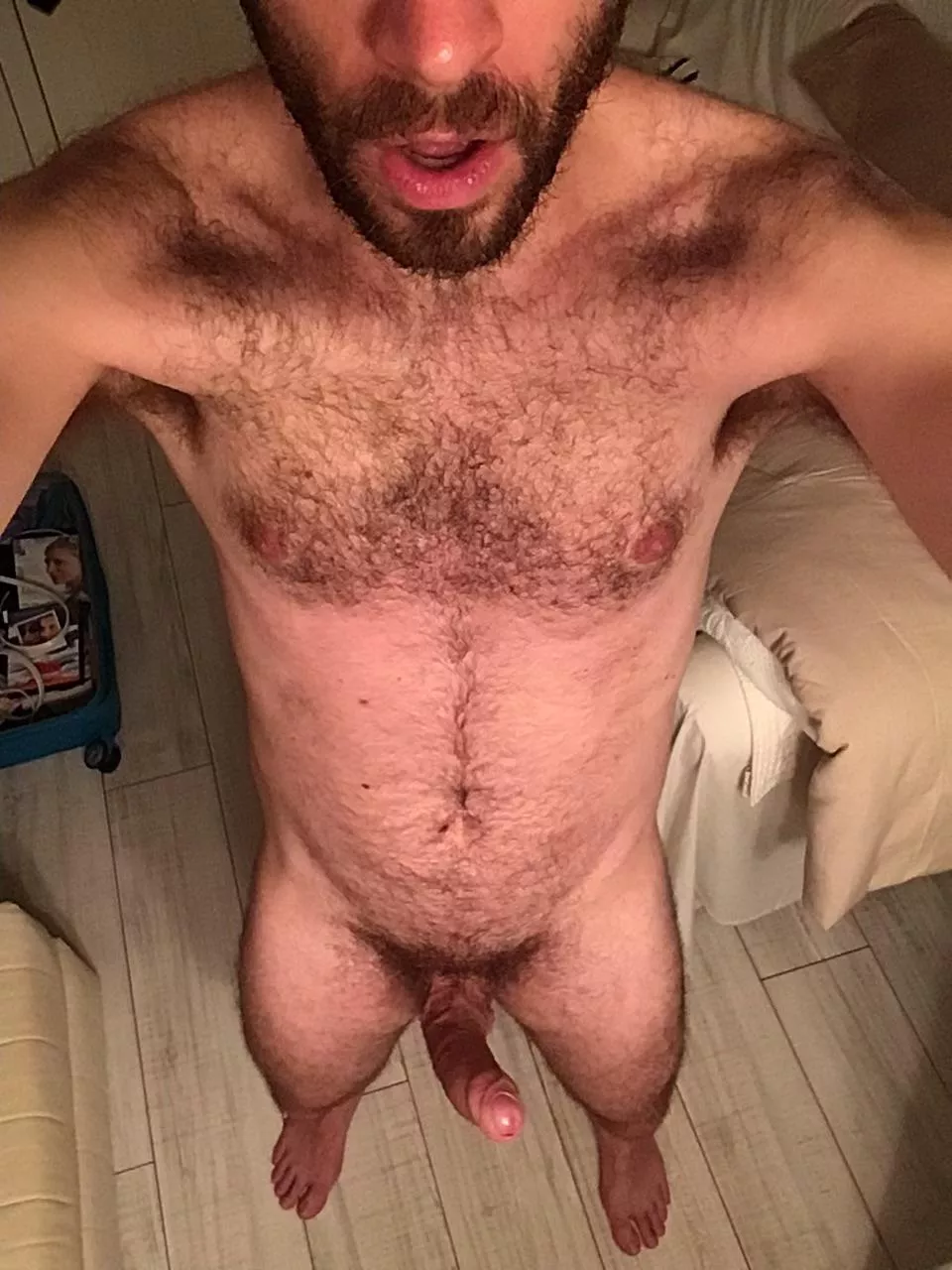 You just caught a fully naked man! posted by TenderlyPhysical