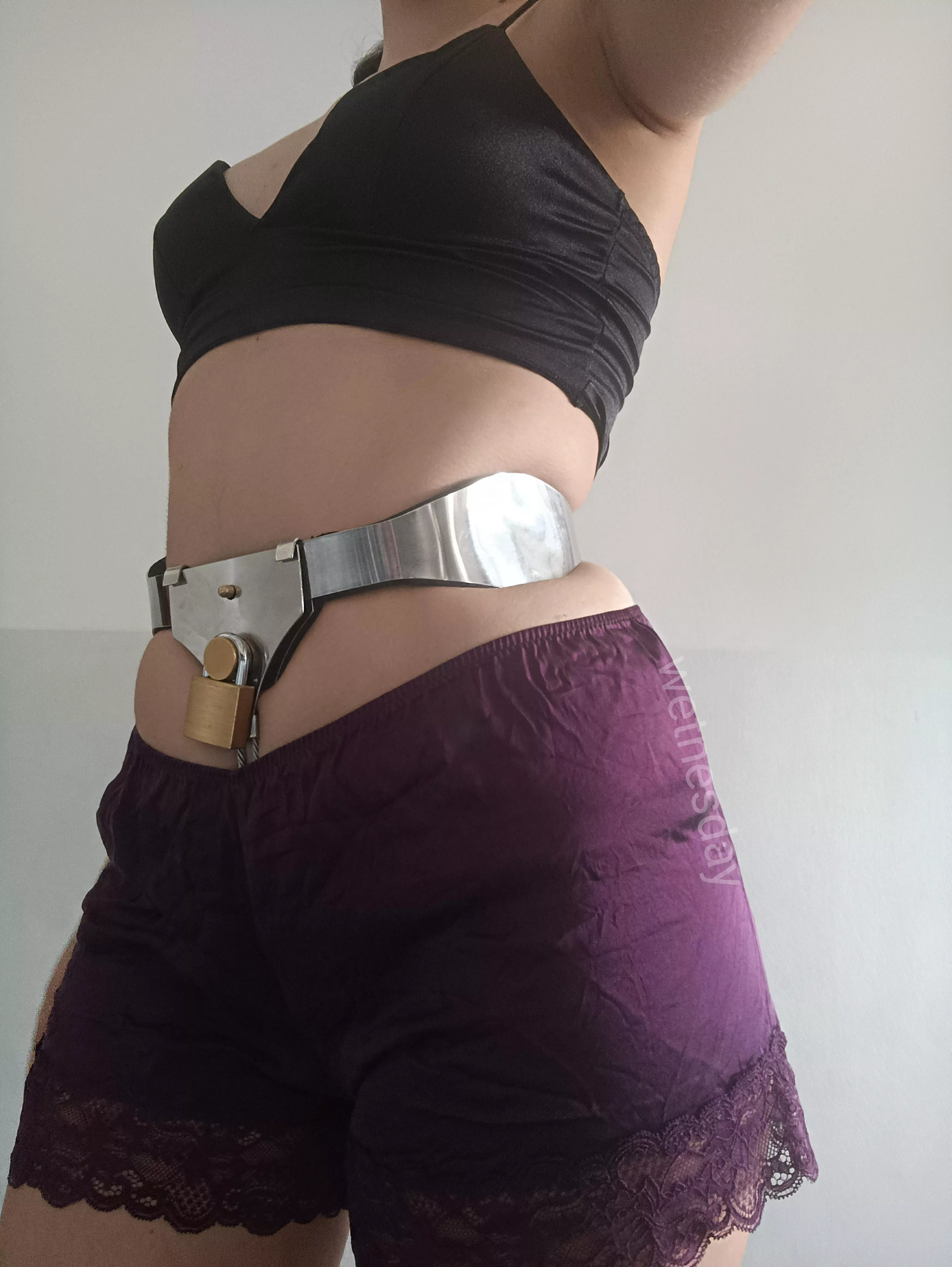 29 day of denial :( Feeling with a log of energy after my period, but super horny!! posted by wet_nesday