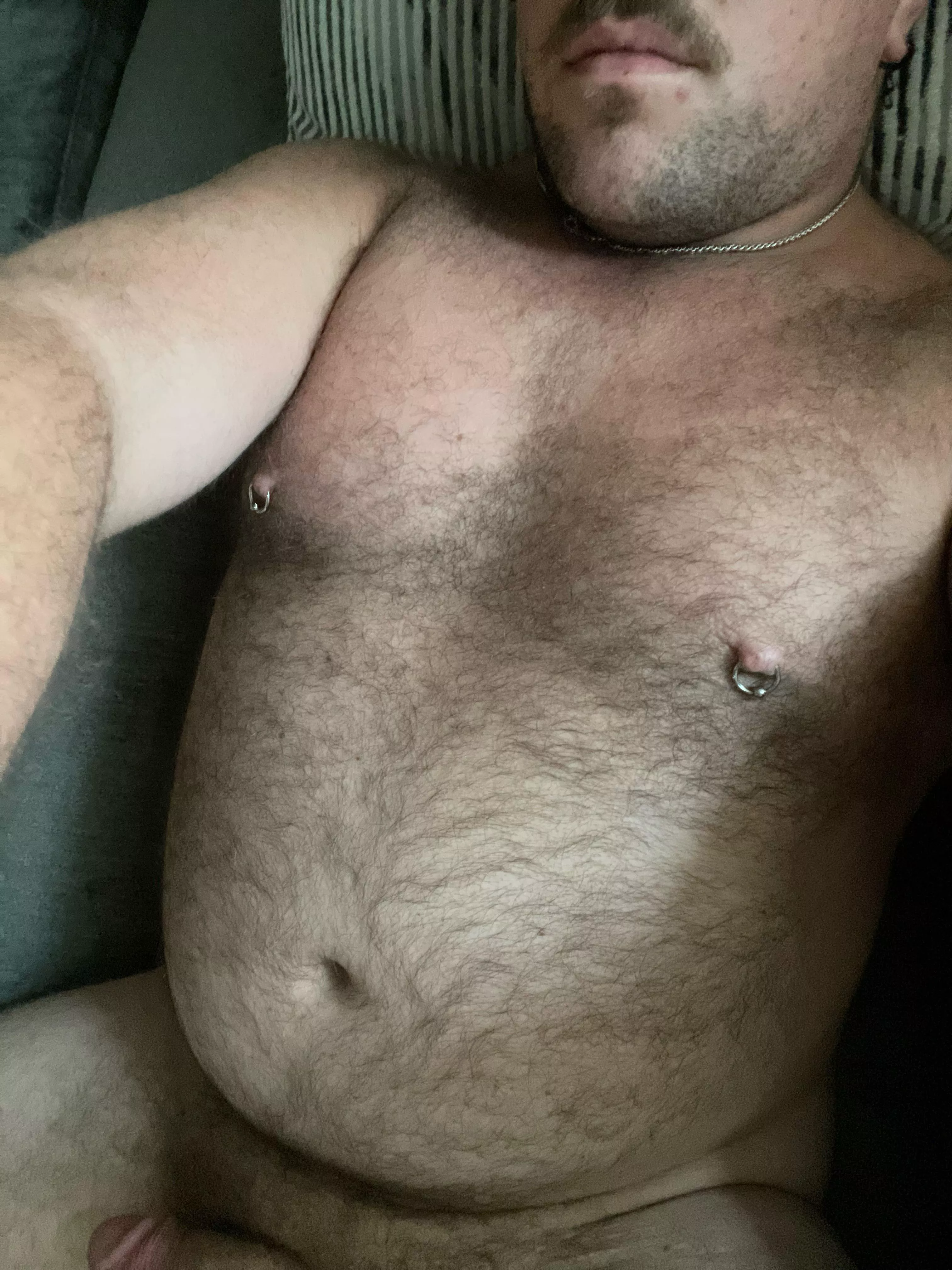 32m bored DMs open 😜 posted by FancyExplanation193