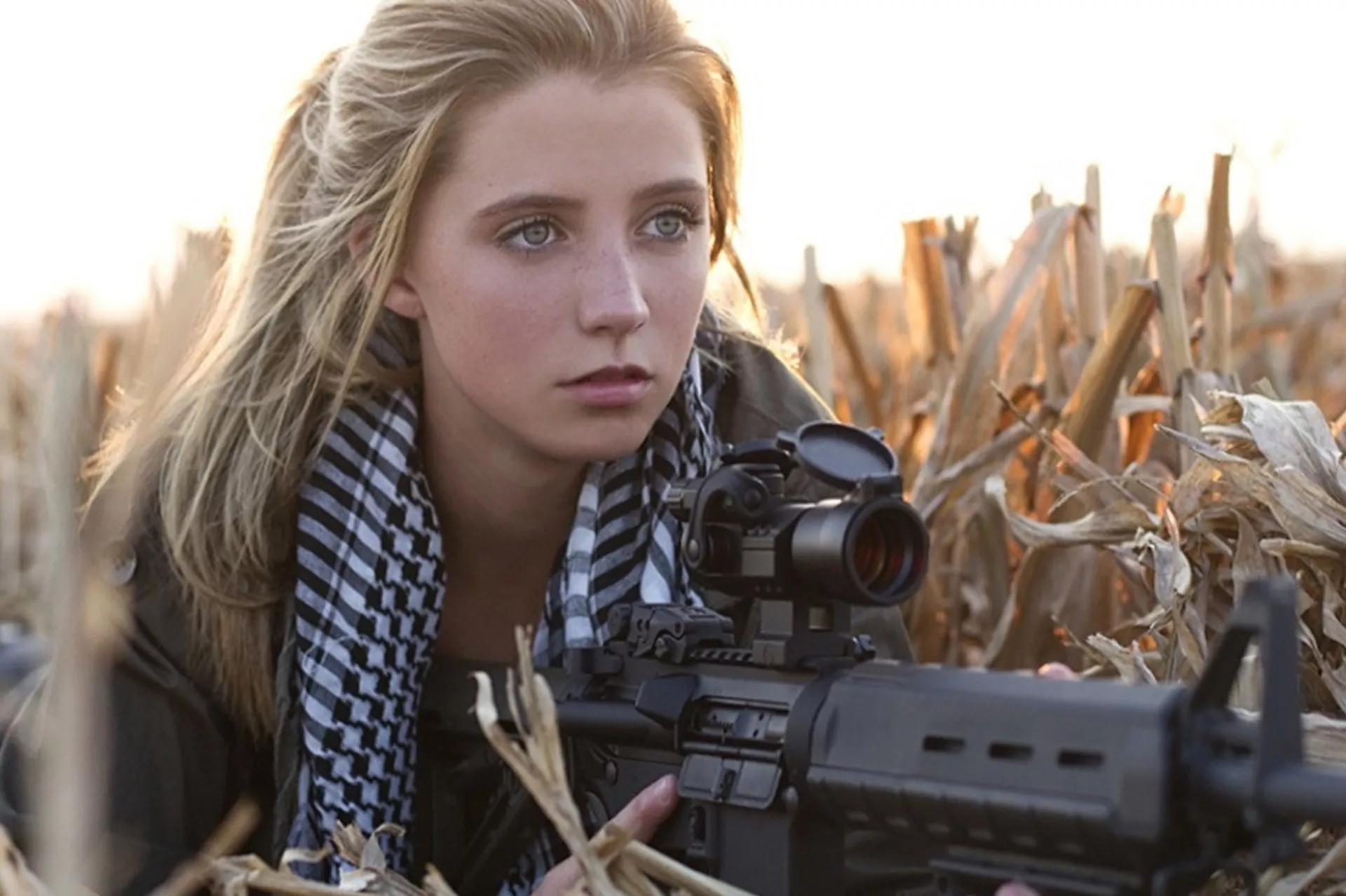 Armed and gorgeous posted by tootheddogma883