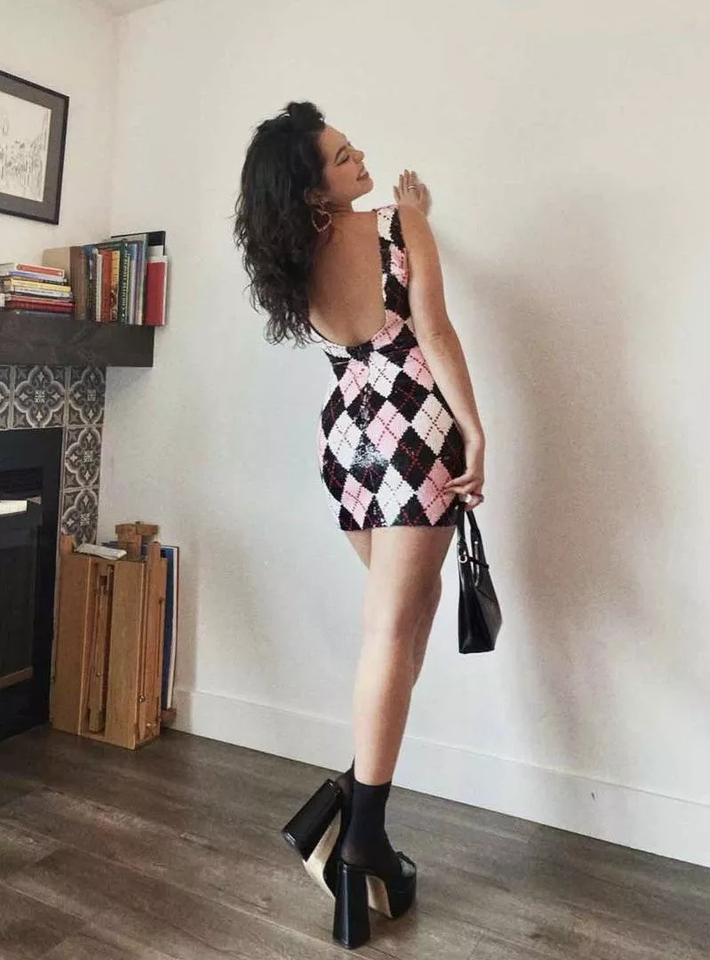 Auli’i Cravalho posted by wakkaffx2