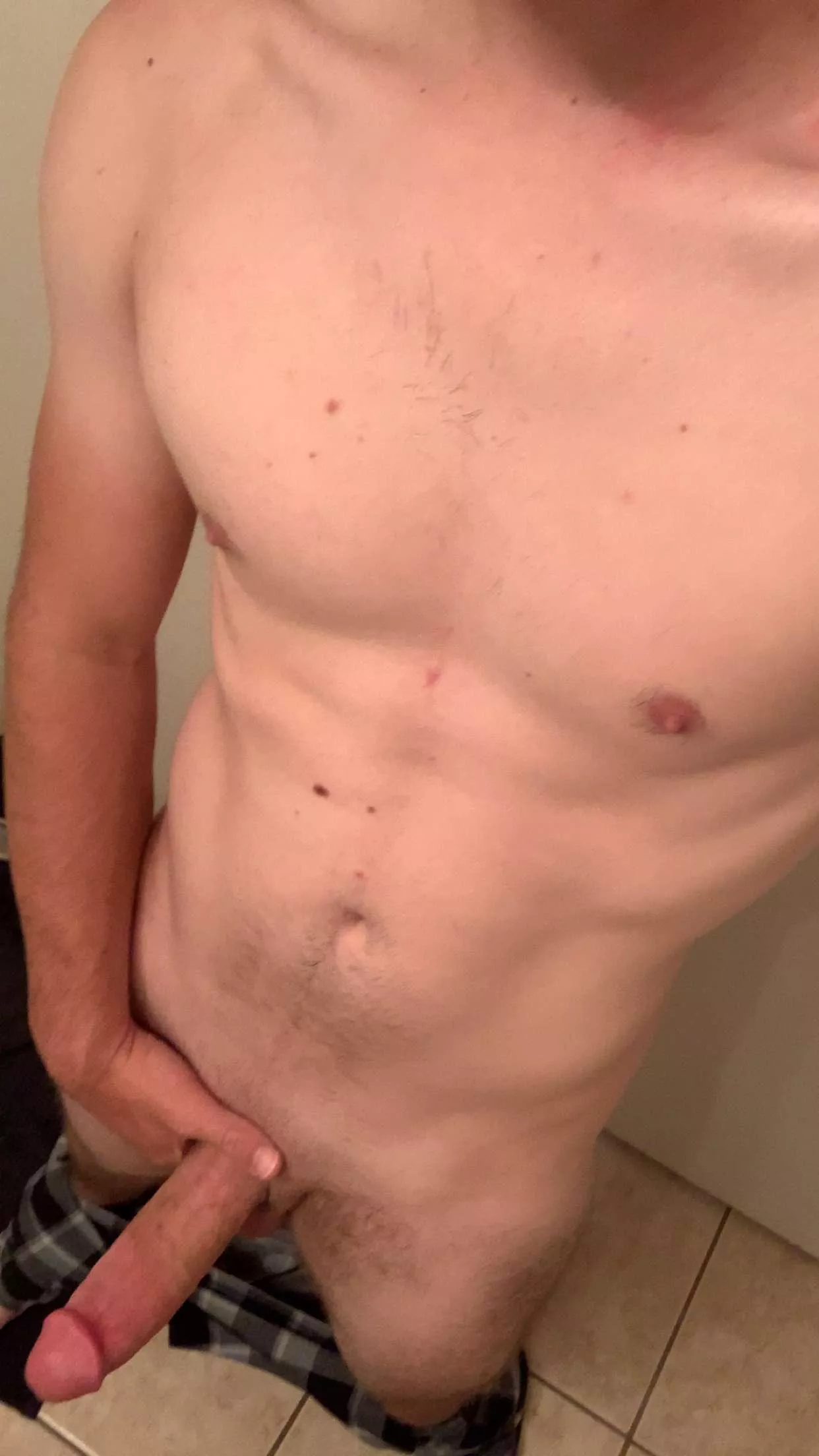 Be honest… are you bending over or getting on your knees for me? posted by GalvitronDeluxe