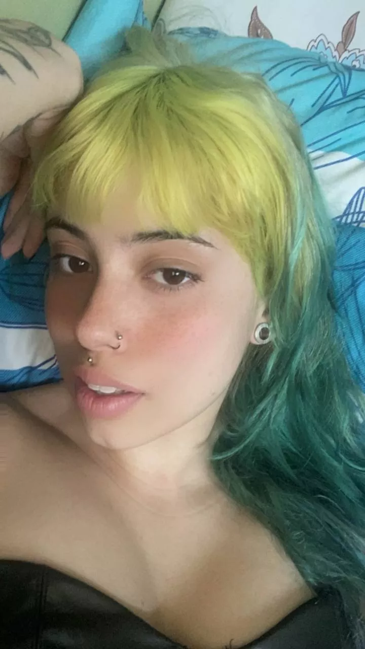 Do I look like a sexy little slut with this hair? posted by Jenna_Jameson69