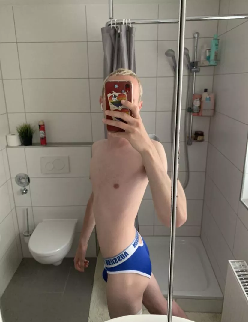 Do you like my briefs? posted by __bl4e__