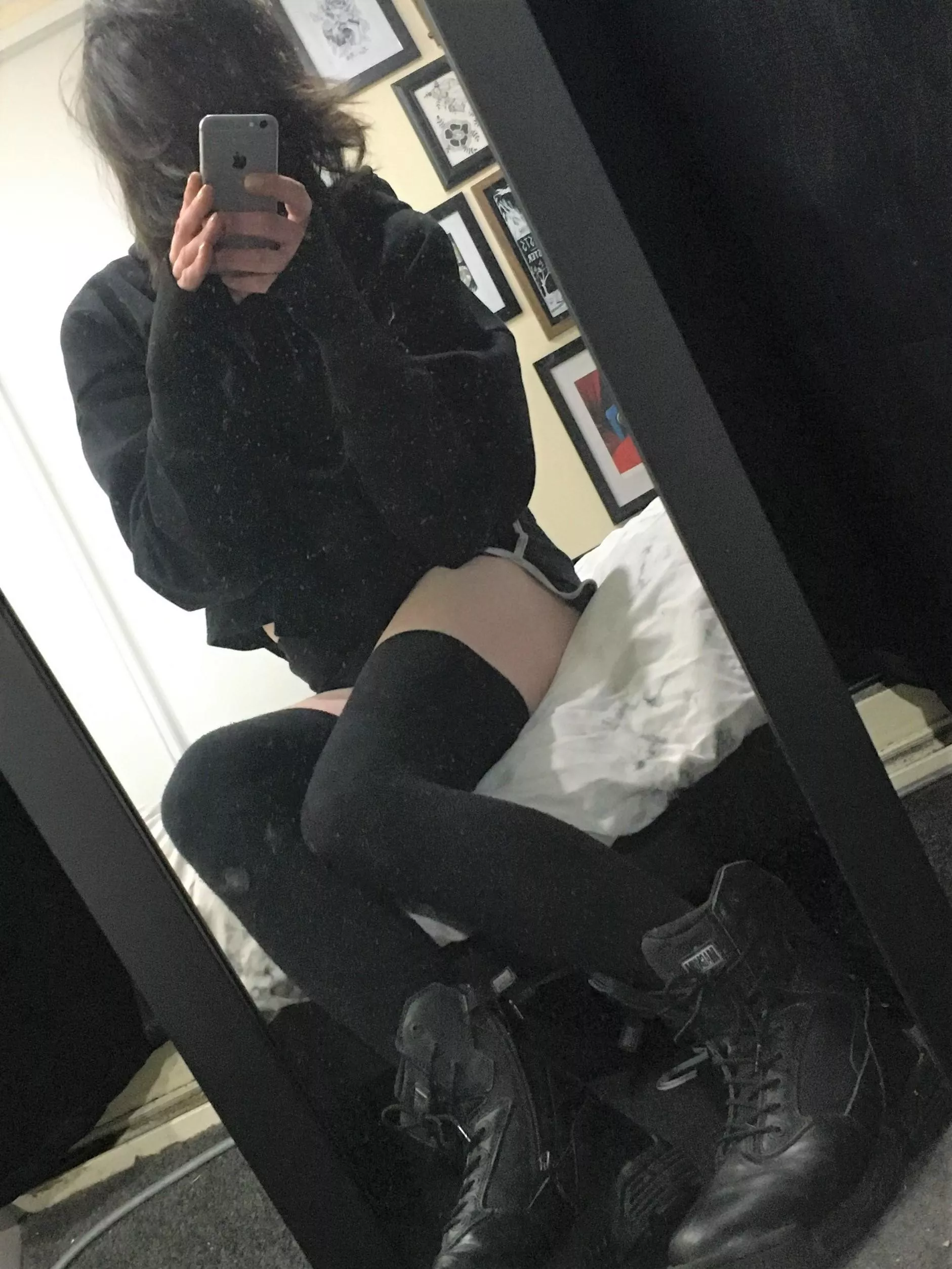 goth femboy fit or going to construction site without high vis gear femboy posted by flipknifecat
