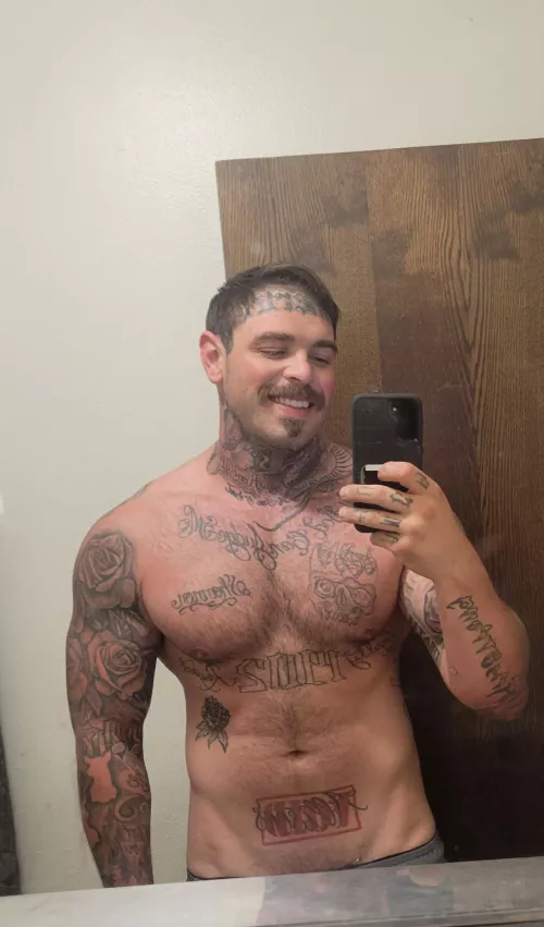 Have a great Monday 😘 26m by Budget-Shop-6681