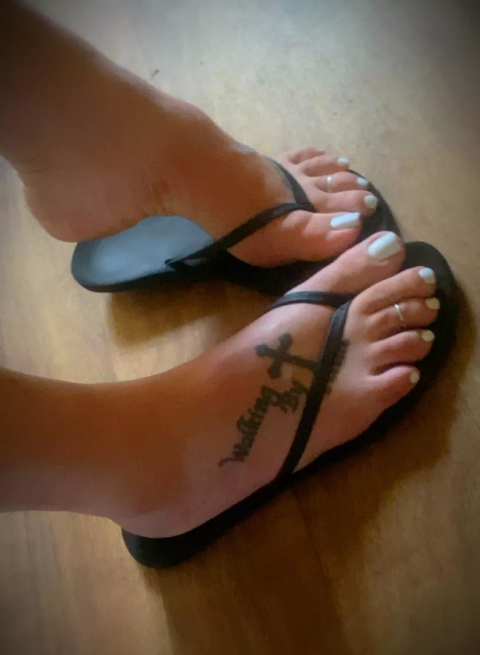 Hi there 😘 posted by Charming_Amphibian29