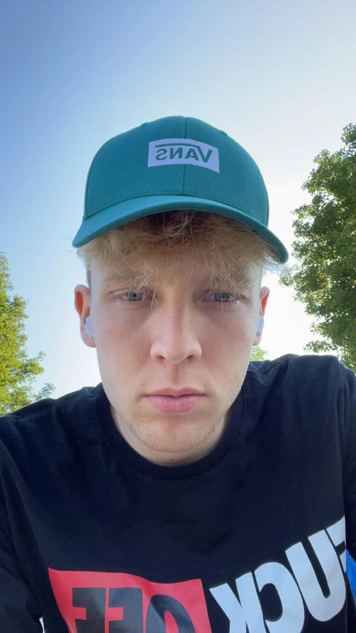 Hi there posted by carlvenner