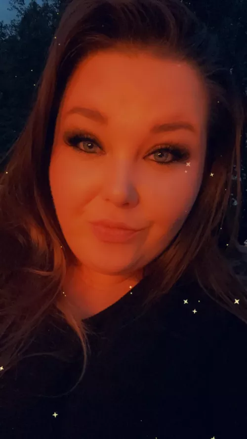 How is everyone?? by Prettybbw0104