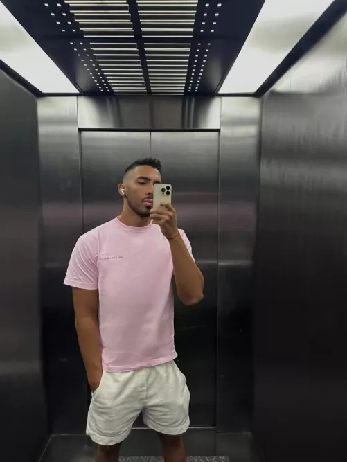 How’s your Monday going so far 😌🙈 by max00matt