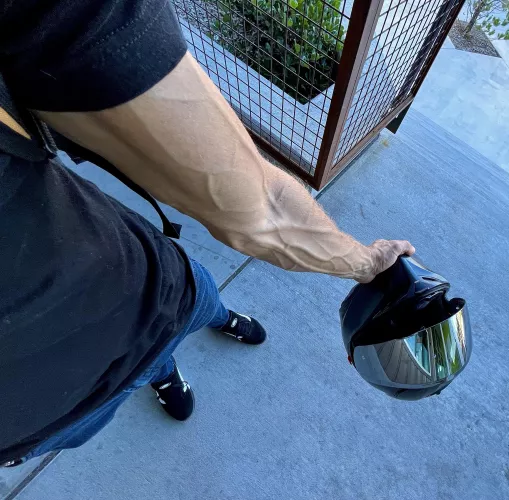 I can be pretty vein by jcabied