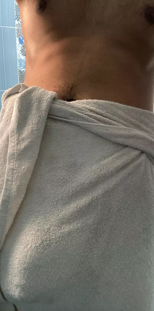 i’d like u to take my towel off by twotonedpole