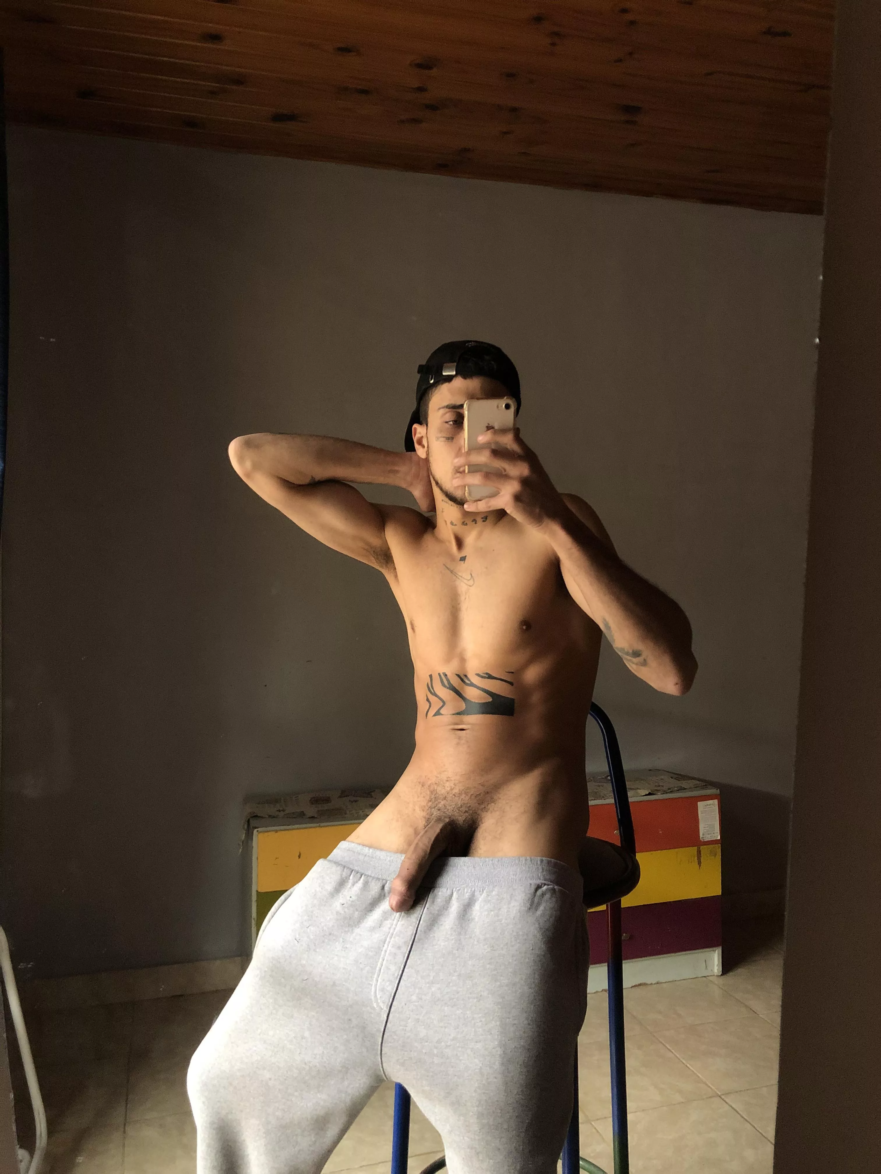 is about to wake up posted by fardamn