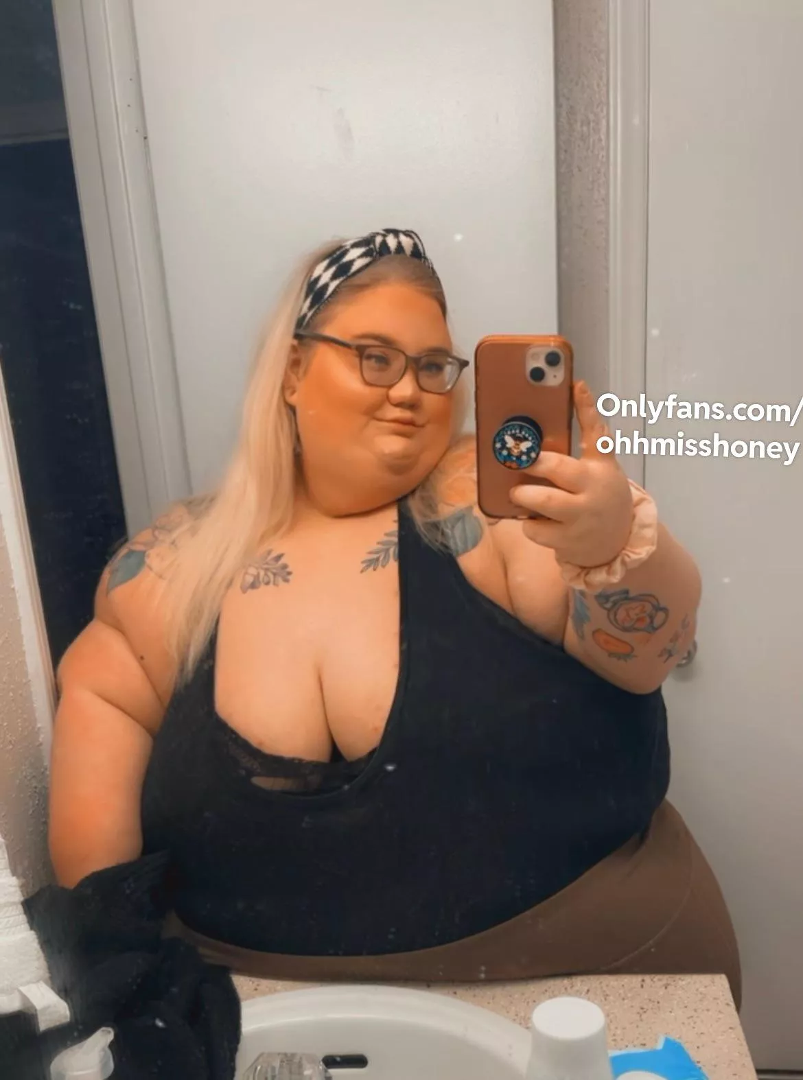 Let's have a Q&A 🤪🥰 posted by OhMissHoney