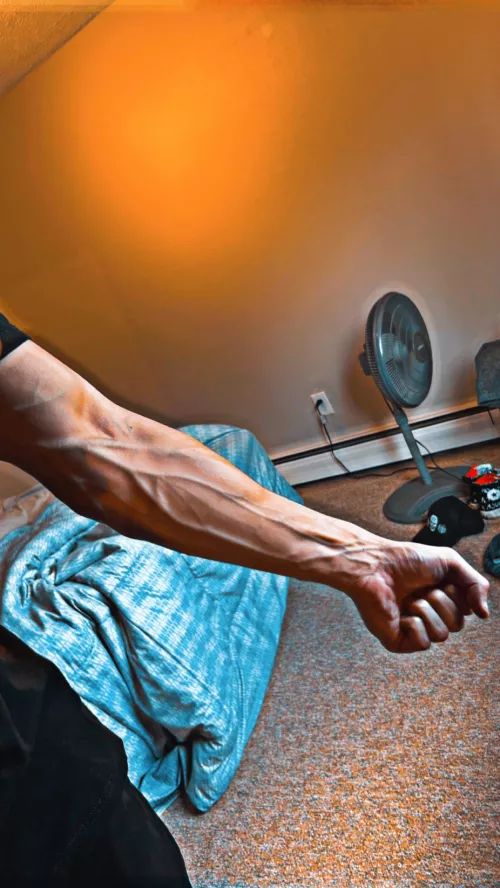 Lil pump after arm day 😏 by tommystrokes_