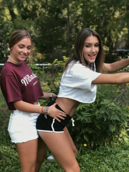 Lined her up by Hyrdo669