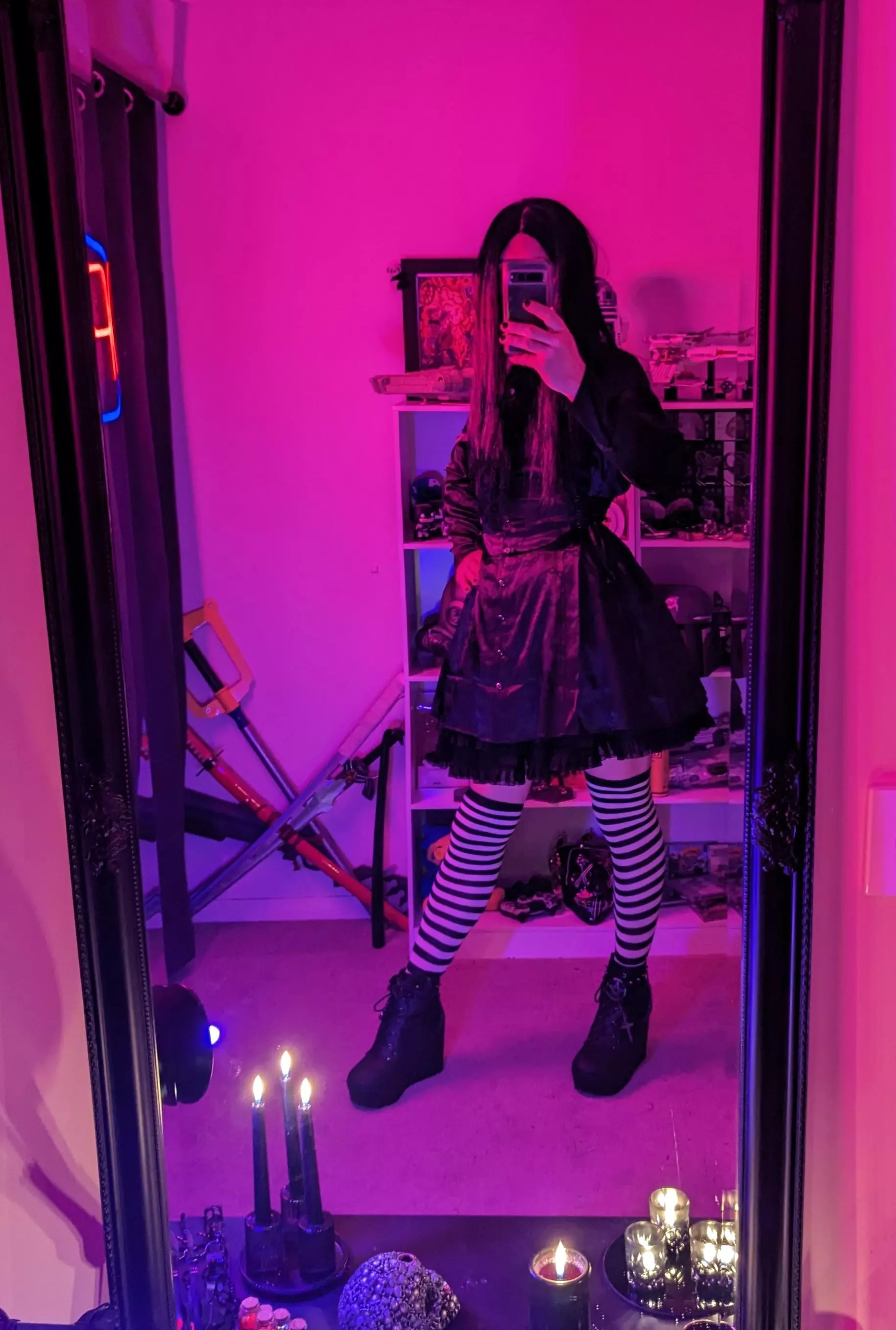 loving this fit right now, what do you think? 🖤 posted by detectivebiscuit
