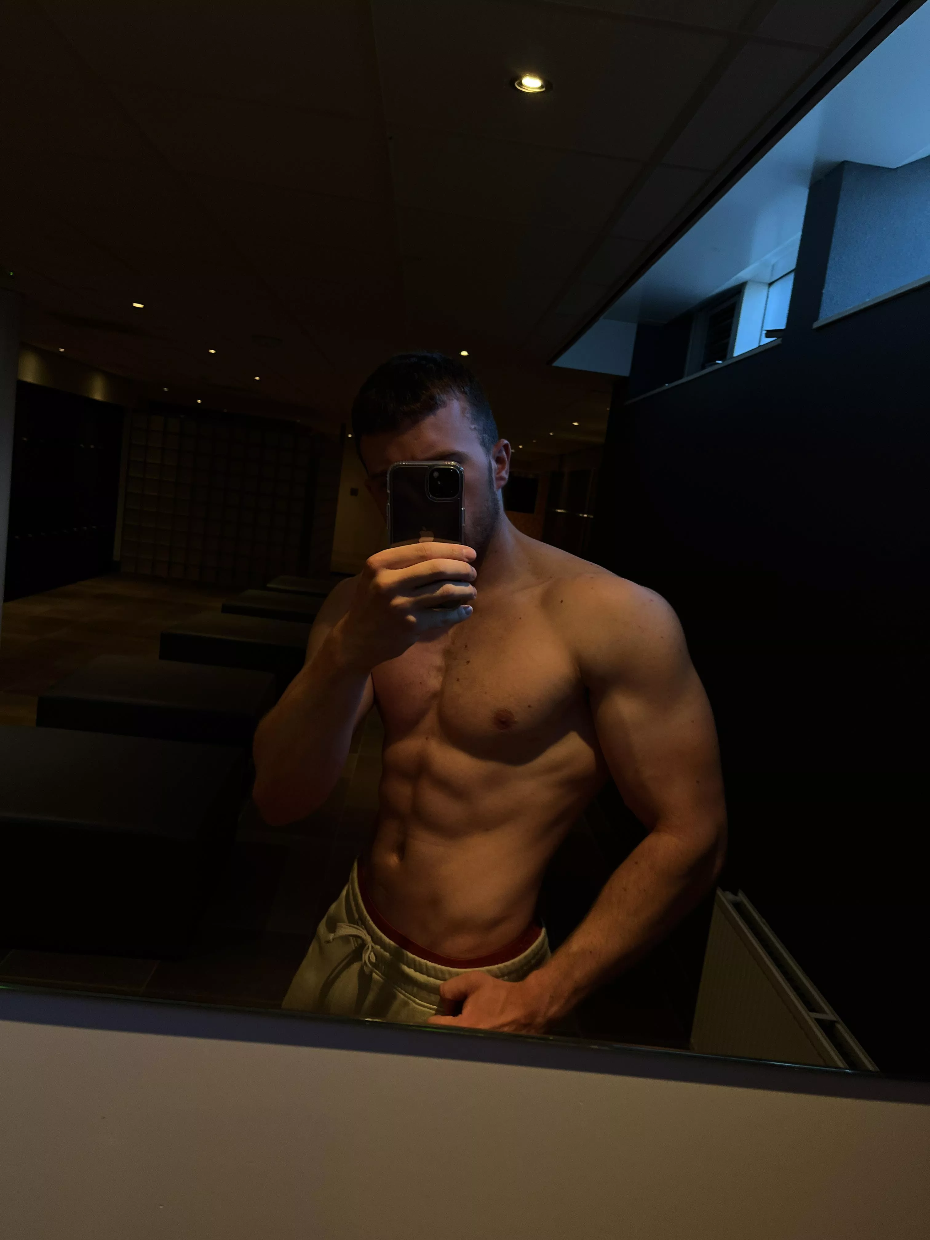 (M) after workout pump 😮‍💨 posted by cryptomeastro