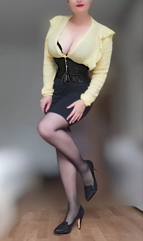 Monday's here, let's do it by BlushedObsession