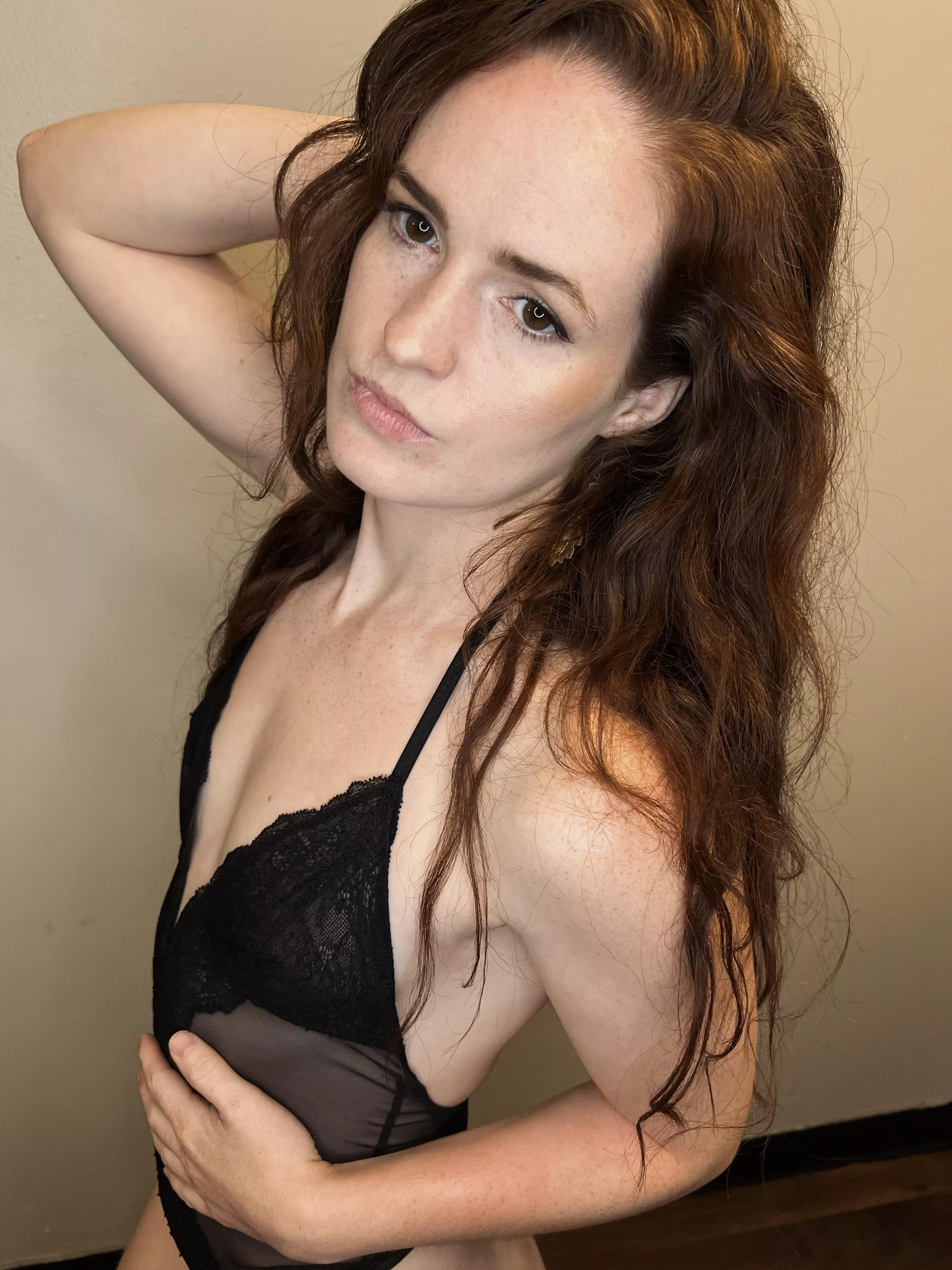 Nothing like the side view to show how tiny they are. Gotta love it :) posted by saltysweetcaroline