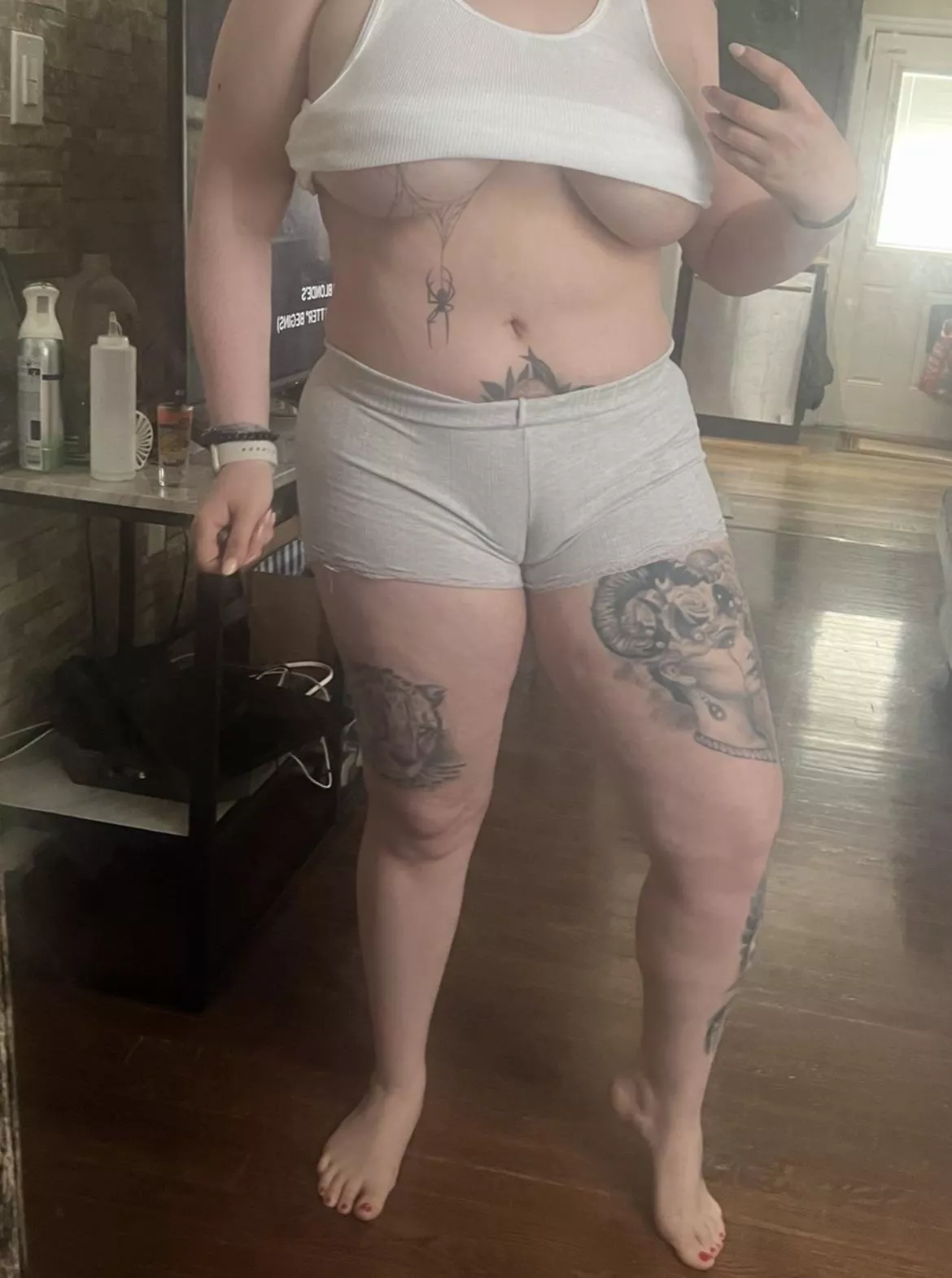 Phat pussy and or phat boobs posted by daddyloveslindsey