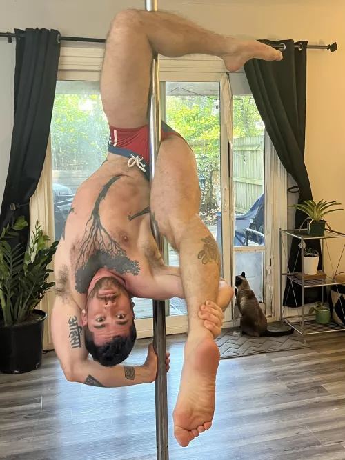 Sexy flexy by thatyogafvcker