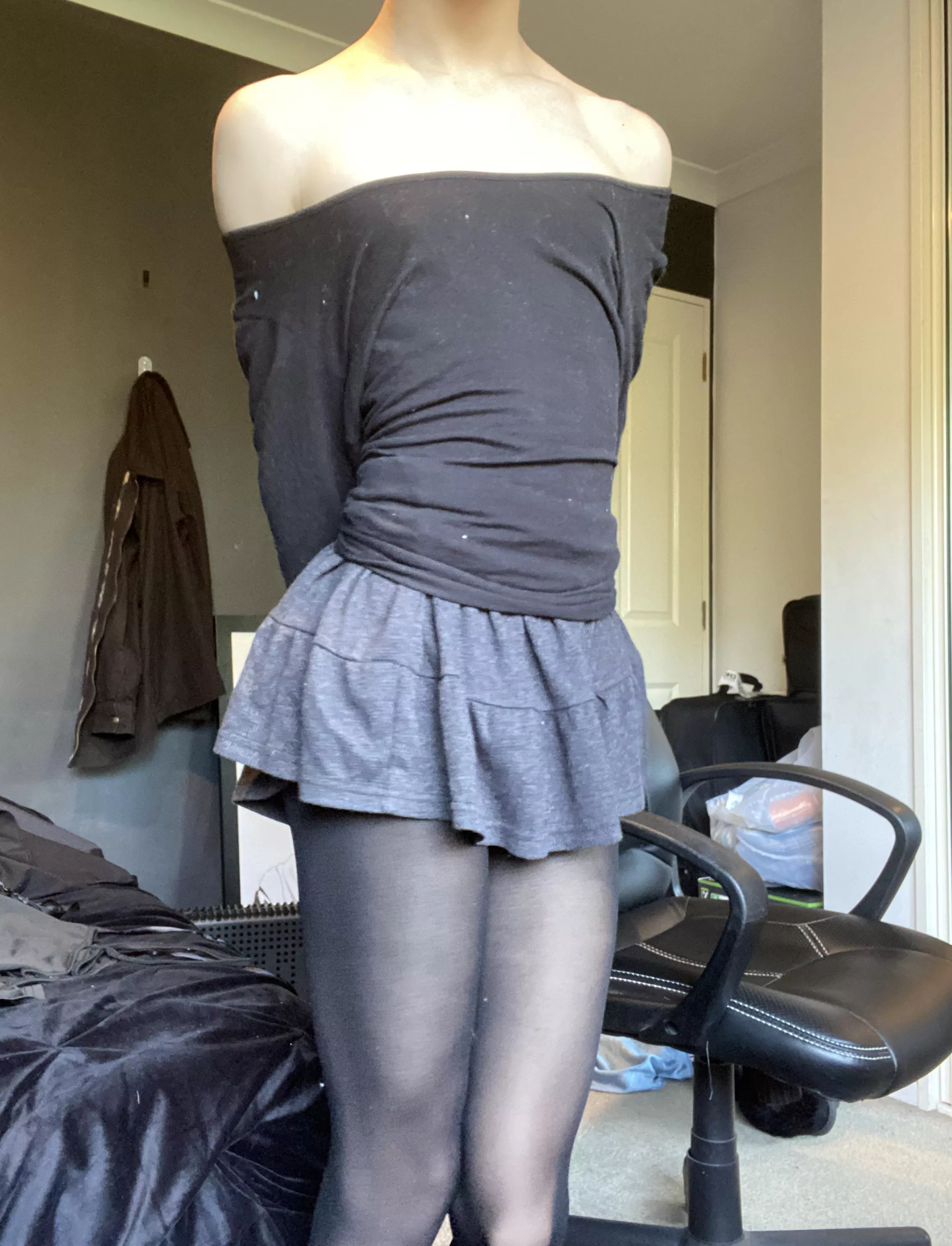 Skirt ! posted by femboikiwi