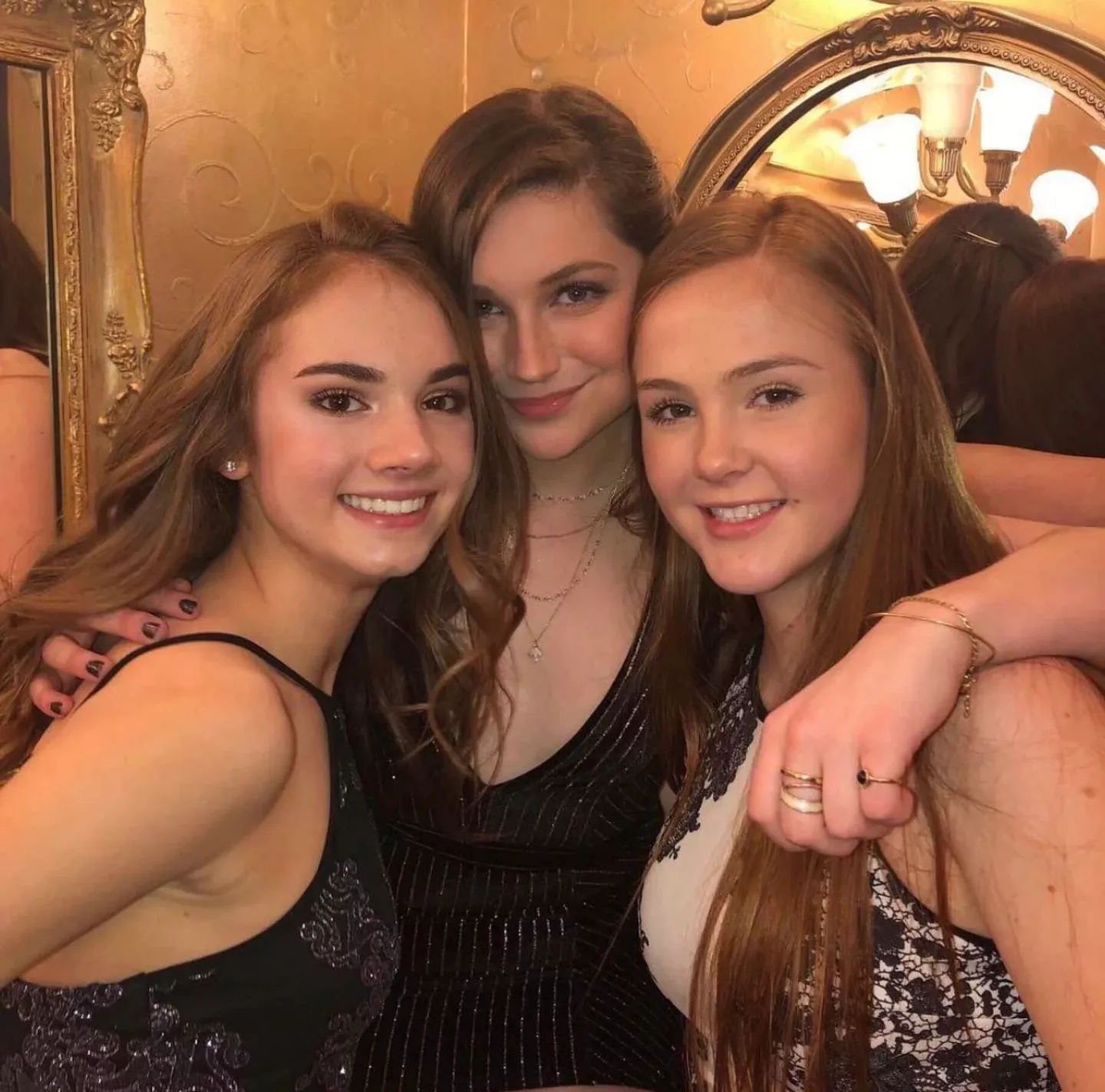 Sultry looks posted by angizni