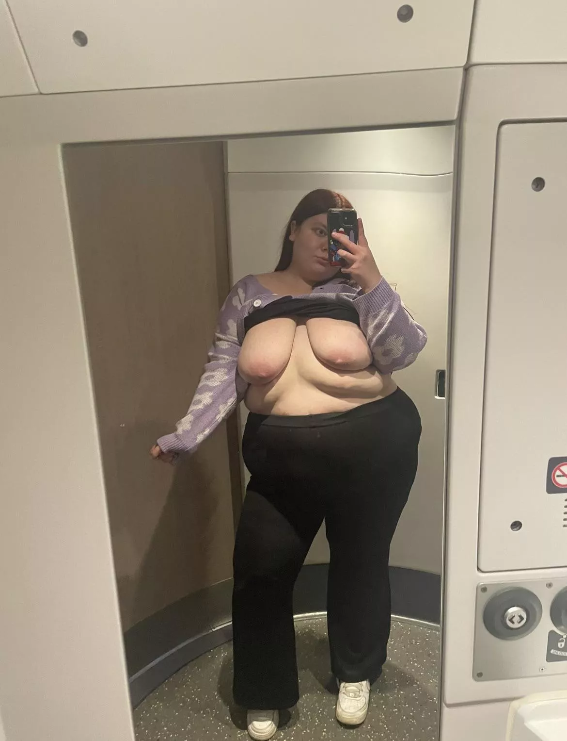 Wanna fuck a fat girl in public? posted by juicyeva-19