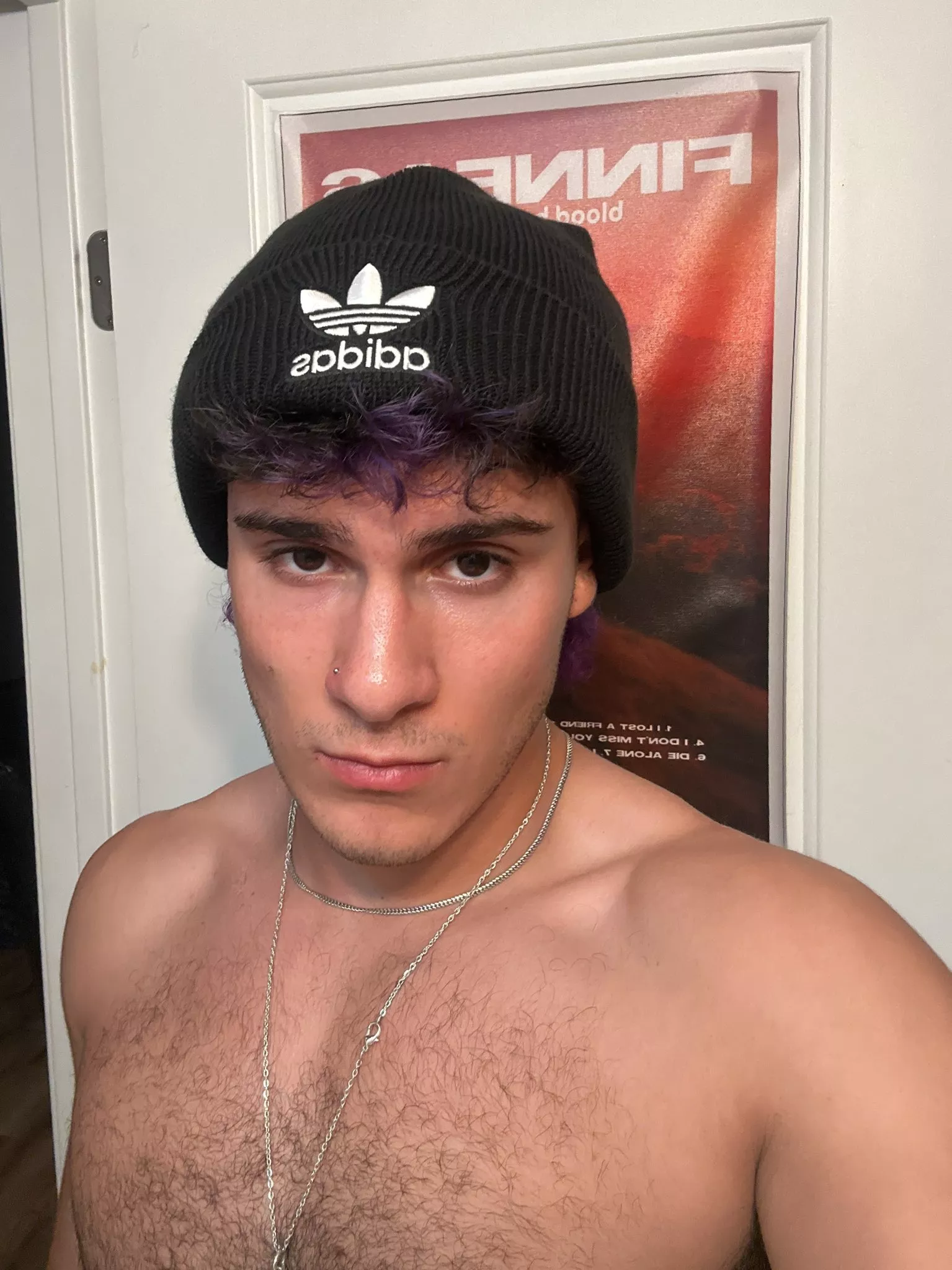 Wanna listen to music together? posted by Gayvro