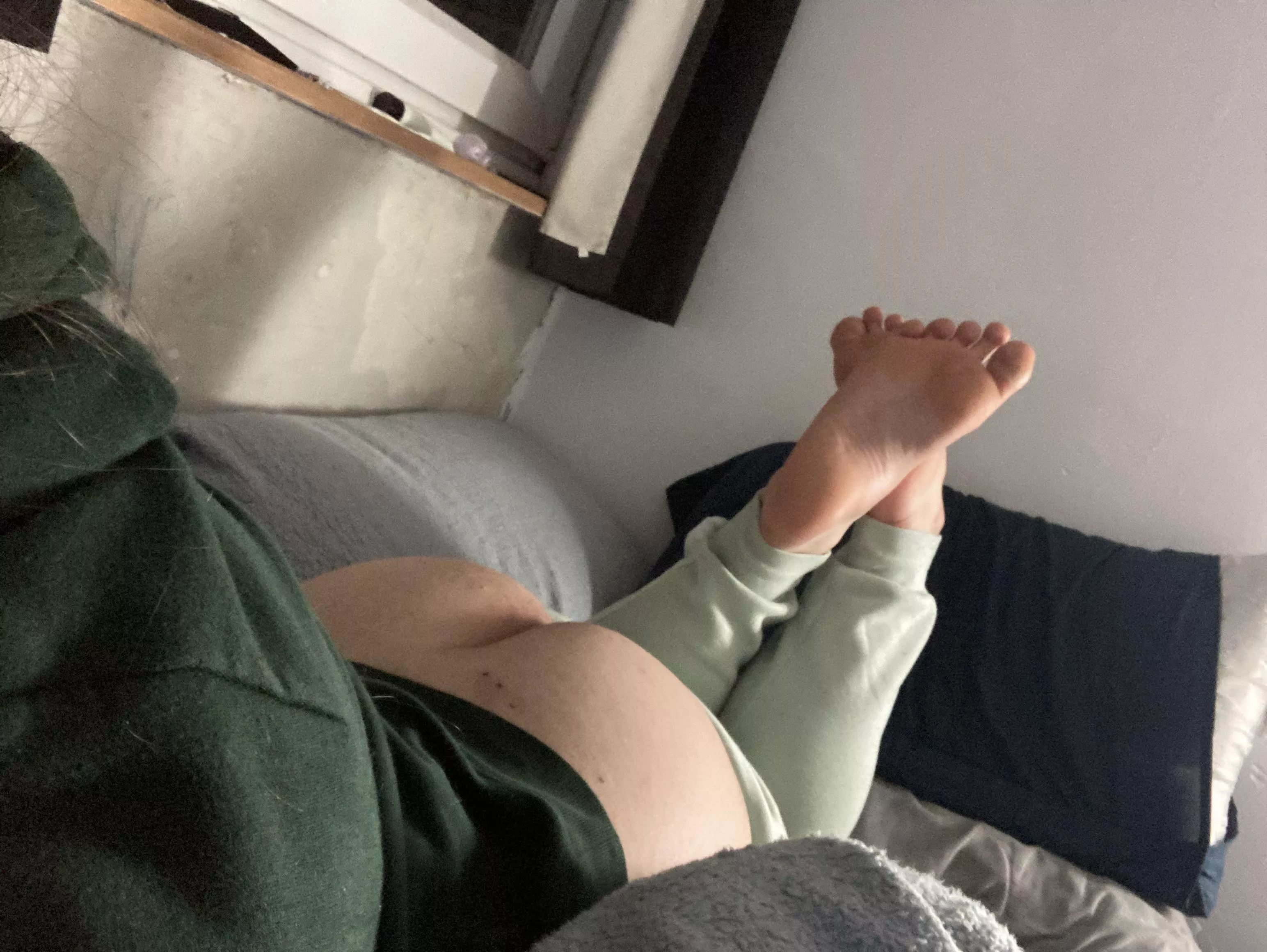 What’re you looking at? posted by somethinghotgoeshere