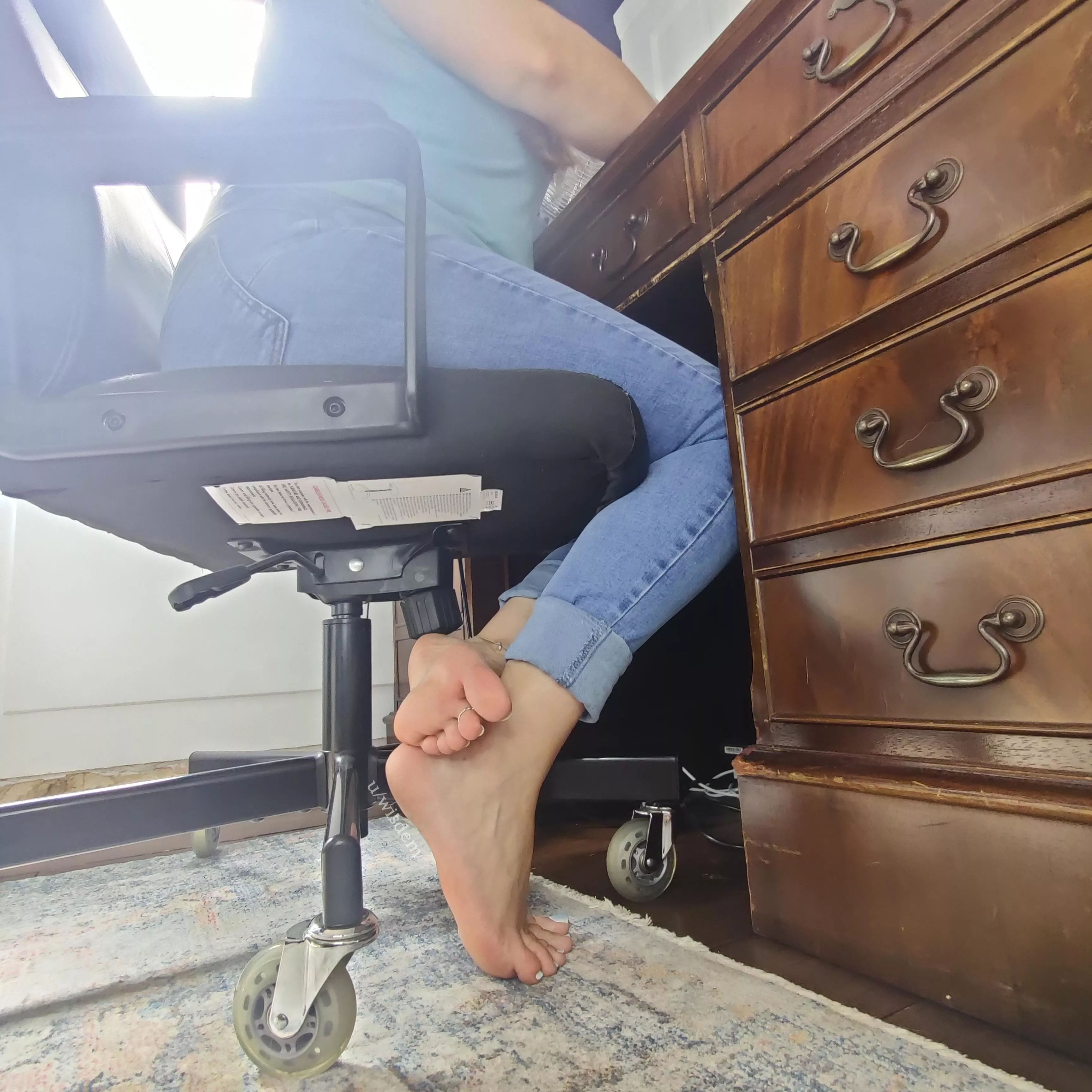 You can suck on my toes while I call my boss 🤫 posted by Wisdem