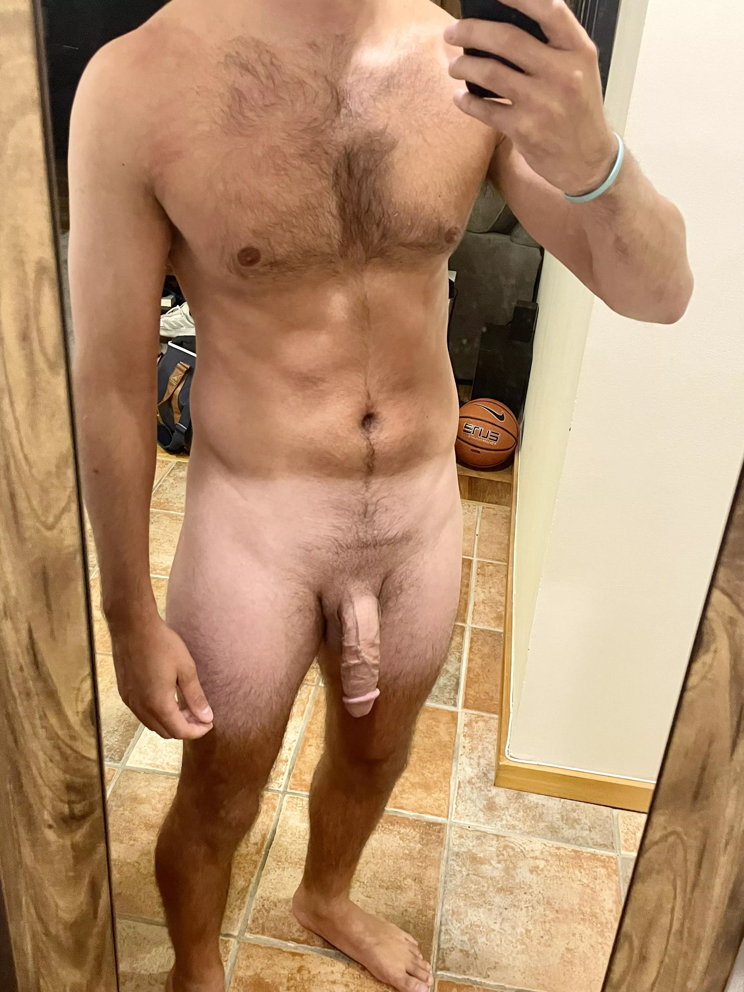 29 (m). Be as honest as you’d like posted by LI_jonsins