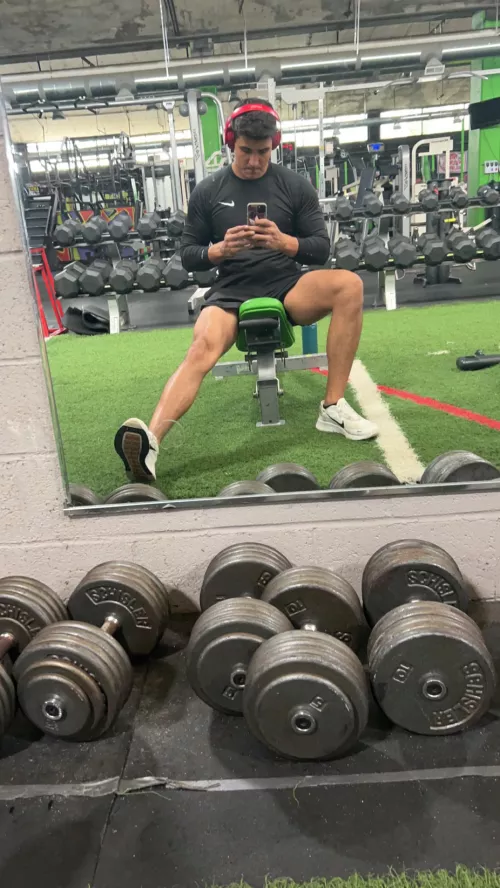 Always tryna work hard so I can get that dream bod🤪❤️ by ConditionFair1030