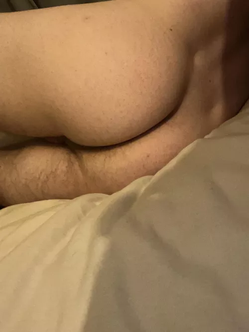 Cheeks in need of clapping by greenrocks22