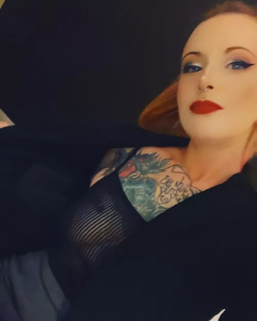 Daddy took me to a posh restaurant and I forgot to wear a bra by InfinityWhore0