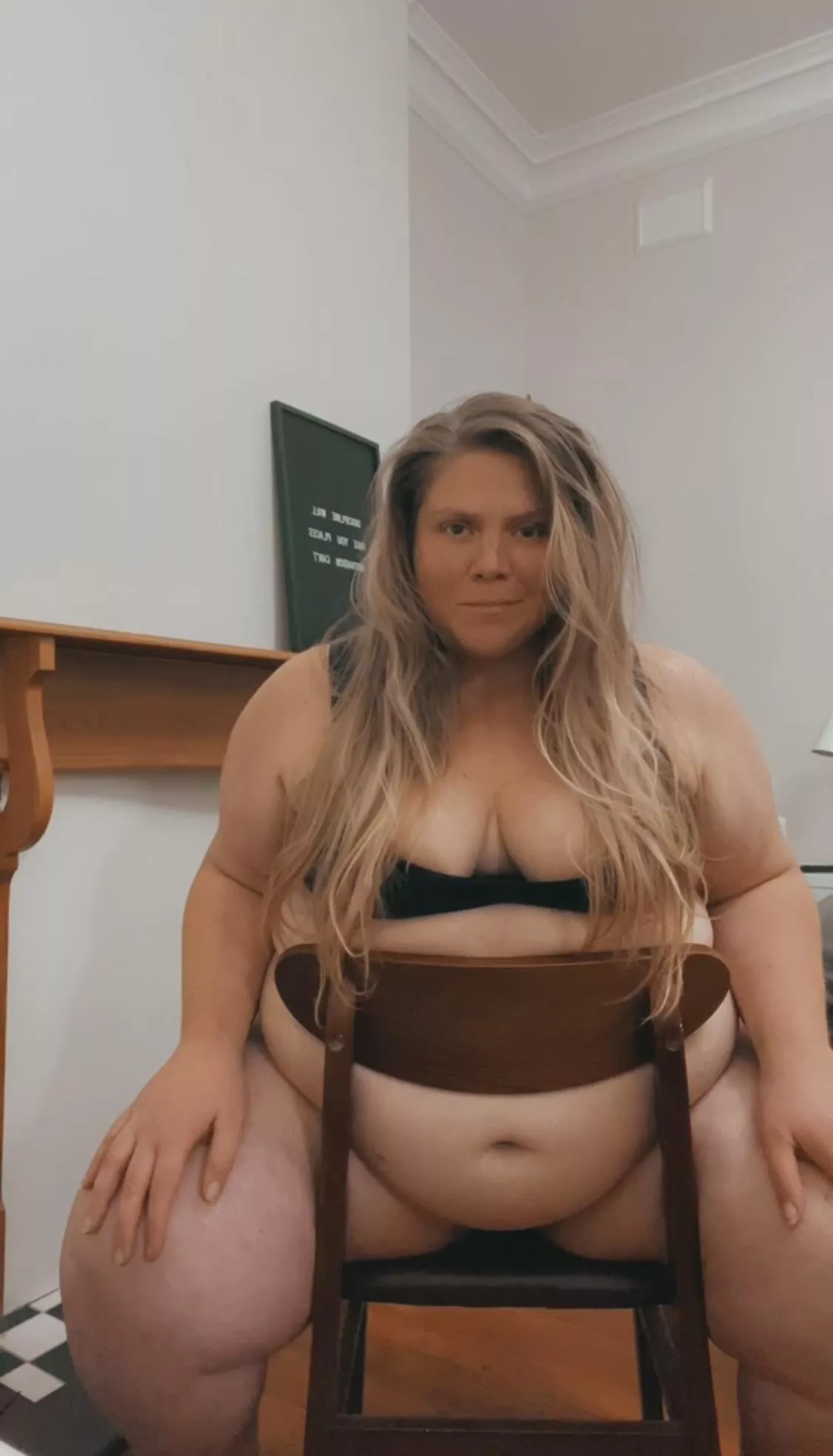 For the belly lovers 😮‍💨 posted by bbwamazon