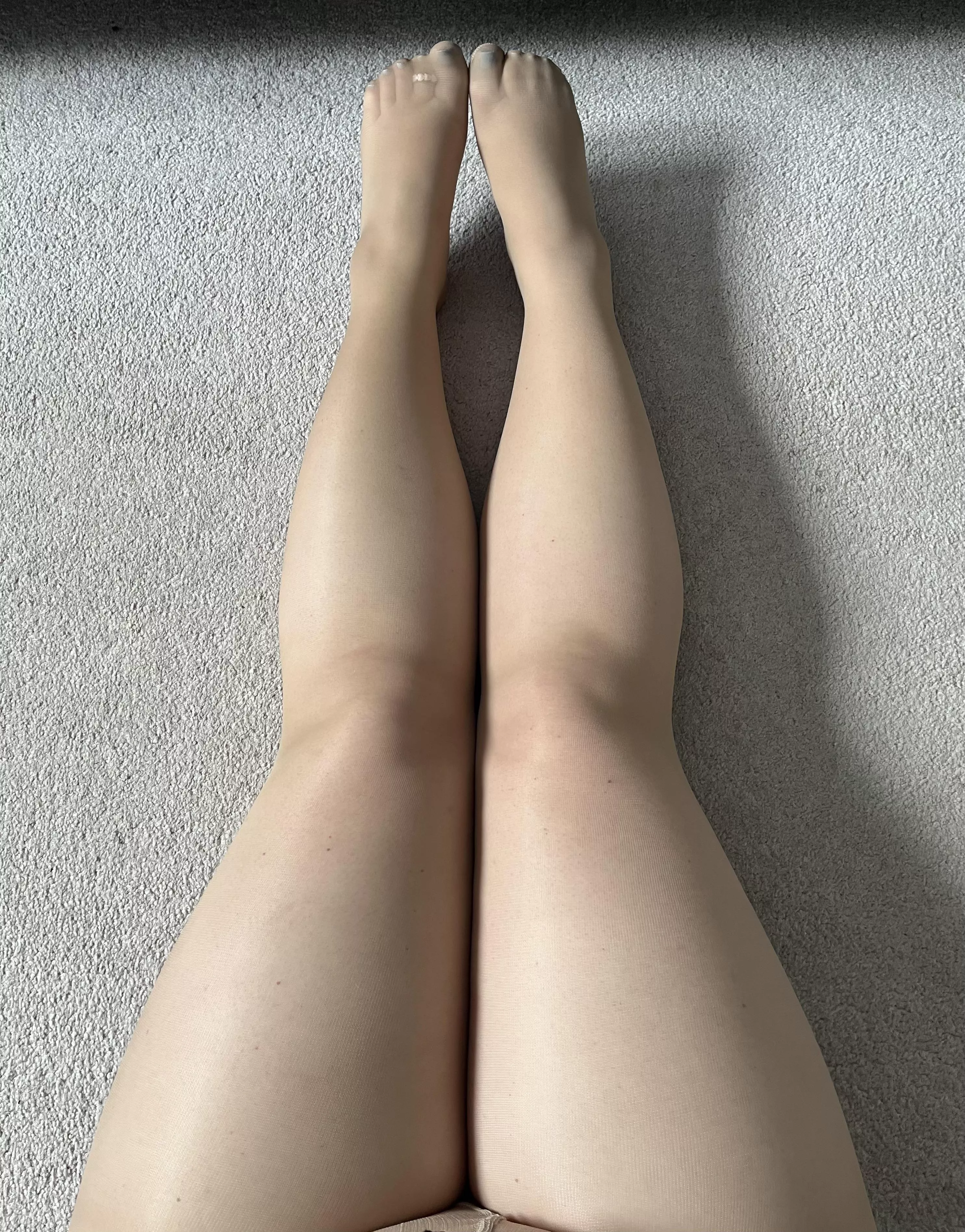 Happy Toesday 👣😋 posted by BubbleButt-Laci