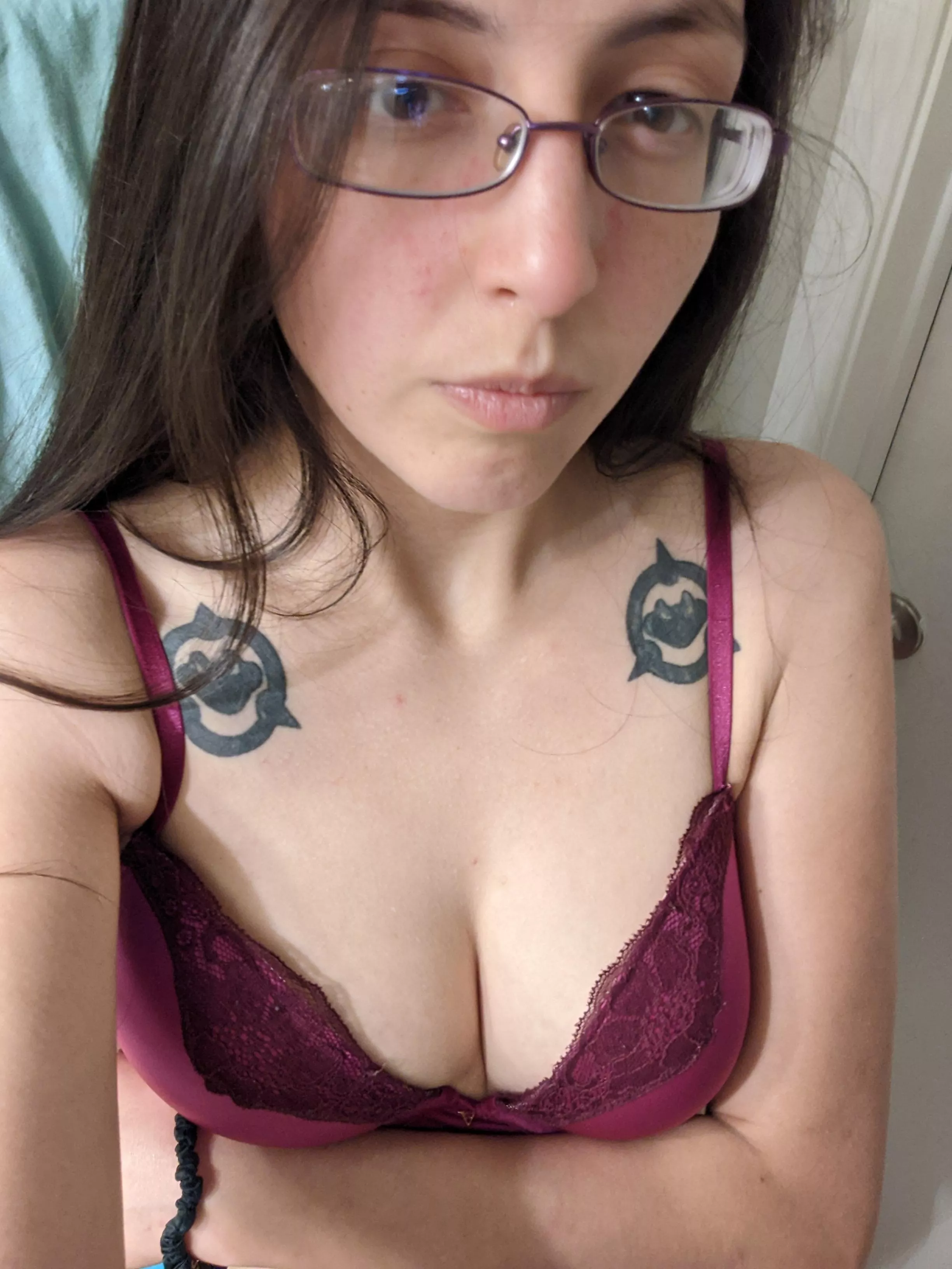 Hopefully everyone had a good day 🥰 posted by xBlackRosex-