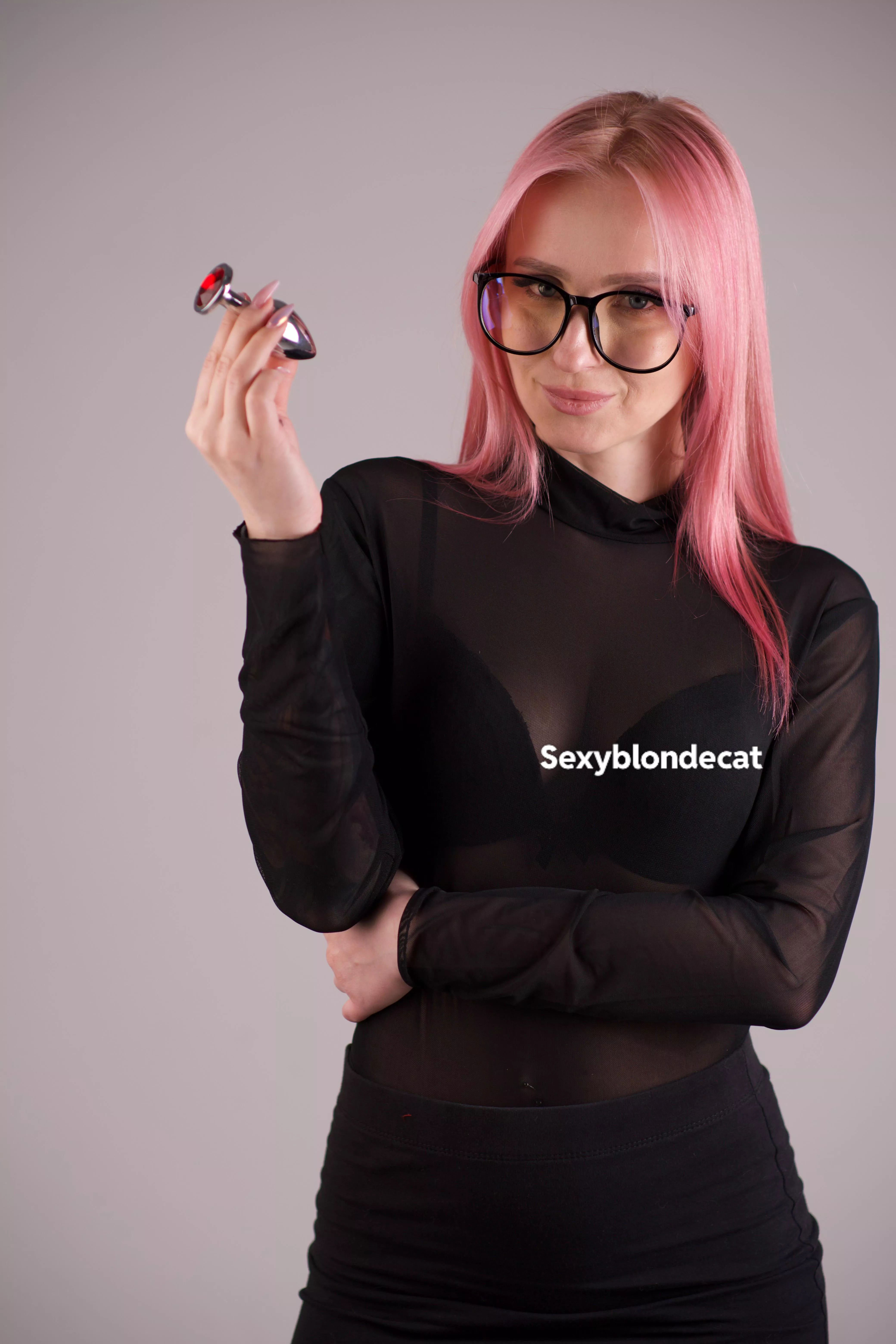 I have present for you posted by Sexy_blondecat