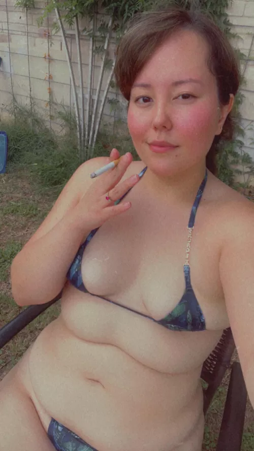 I hope you don’t mind chubby girls that smoke too 🥰 by floozyfaye